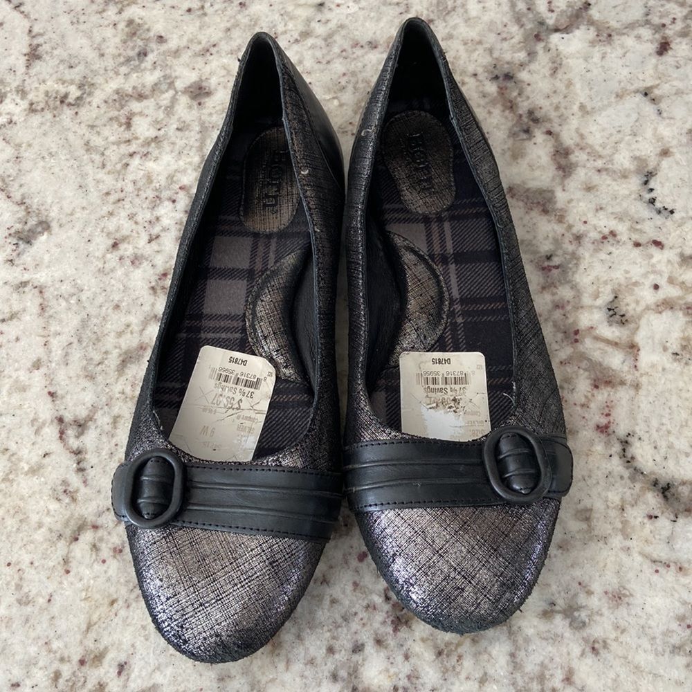 NWT Born Black/Silver Metallic Ballet Flats Shoes Size 9W - Picture 2 of 8